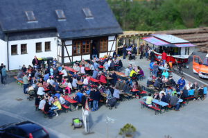 Mehr über den Artikel erfahren Maibaumfest