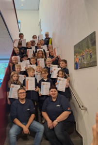 Mehr über den Artikel erfahren Kinderfeuerwehr zeigt Können bei Kinderflamme